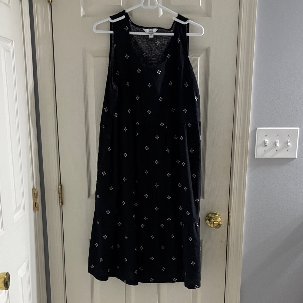 Croft & Barrow Black Midi Dress with White Diamond Pattern